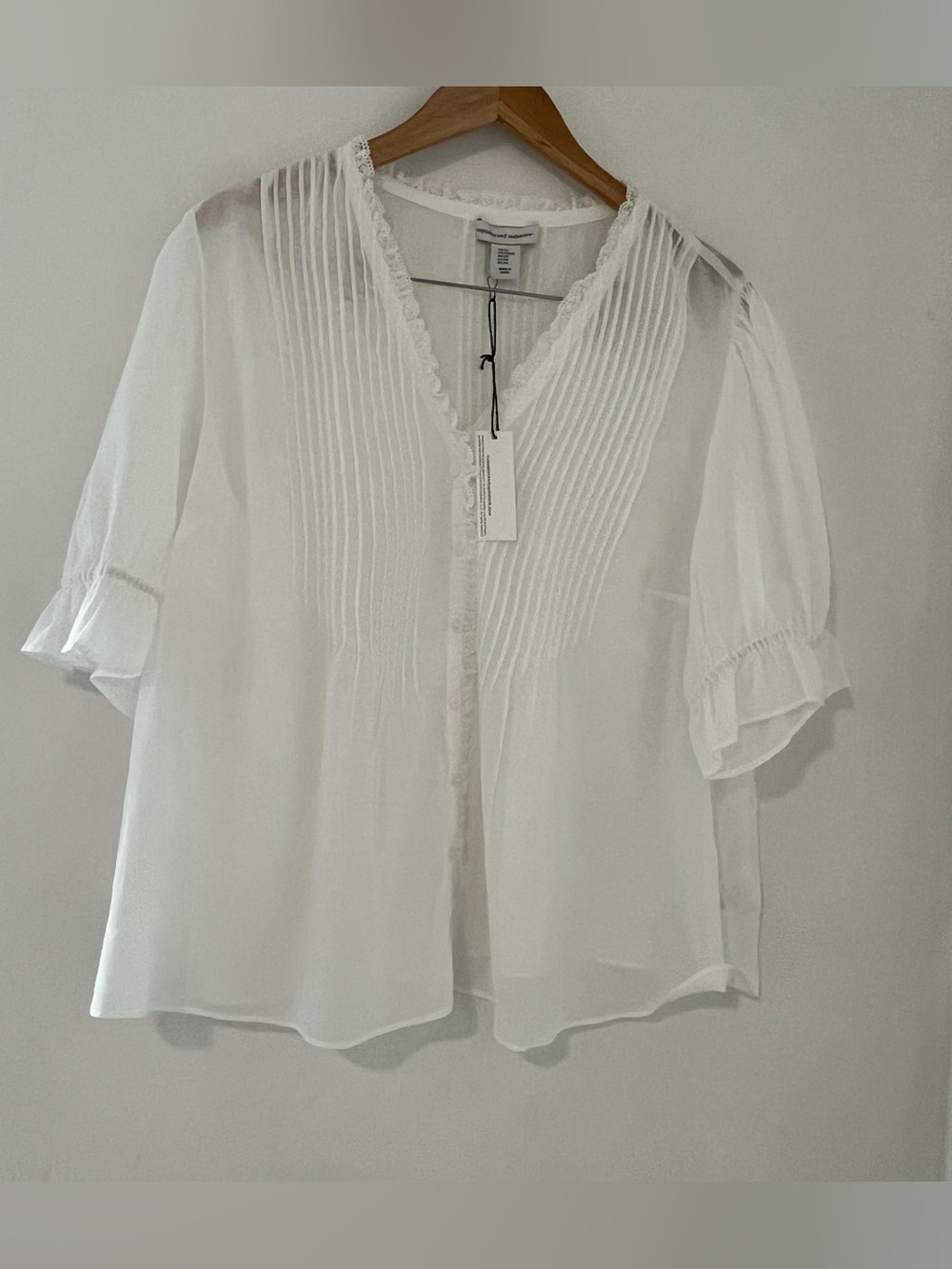 cupcakes & cashmere Feminine Sheer White Pintuck V-Neck Lace Trim Blouse - NWT